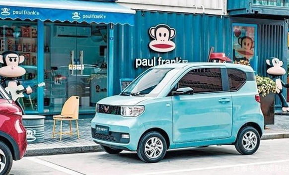 中國神車“老頭樂”完勝Tesla，電動汽車大勢所趨，你會怎么選