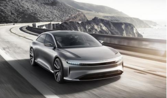 紐約市將推出全電動，大眾電動轎車，LUCIDAIR和FORMULAE: