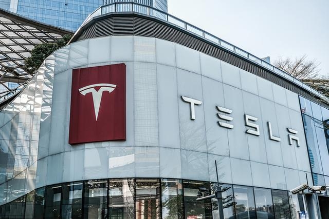 Model3被美國《消費者報告》評為2020最佳電動汽車