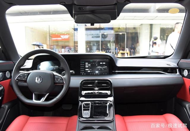 外觀個性，內飾科技，這款雙門轎跑風格的純電動轎車怎么樣？