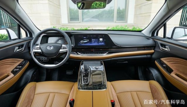 15級電動轎車點評：NEDC續(xù)航最長與最省心的選項