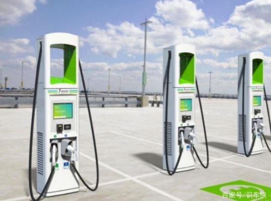 電動(dòng)汽車開到?jīng)]電再充，還是隨用隨充？做對了電池壽命延長十年