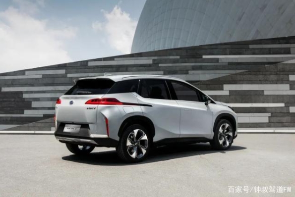 鐘觀｜20萬以內(nèi)的智能電動汽車選什么好？看看埃安V！