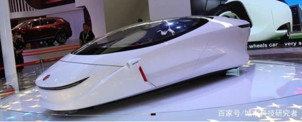 國內(nèi)首款兩輪電動汽車，不管你橫著開、豎著開，都不會翻車