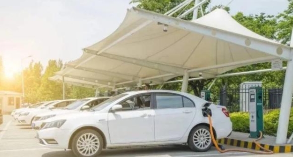 電動汽車充電服務商充電引導及定價的新方法