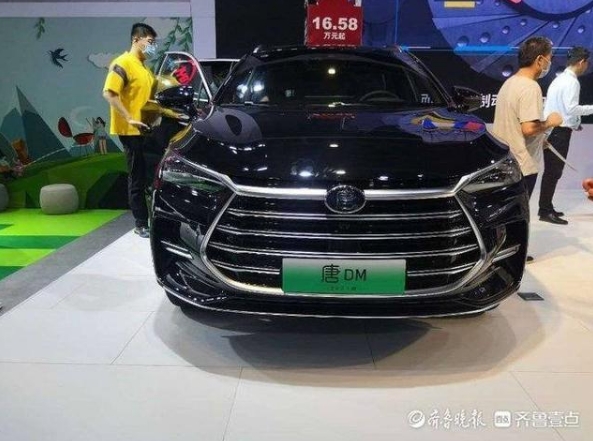 從幾萬的萌款電動(dòng)汽車到電動(dòng)豪車，新能源汽車成齊魯車展亮點(diǎn)