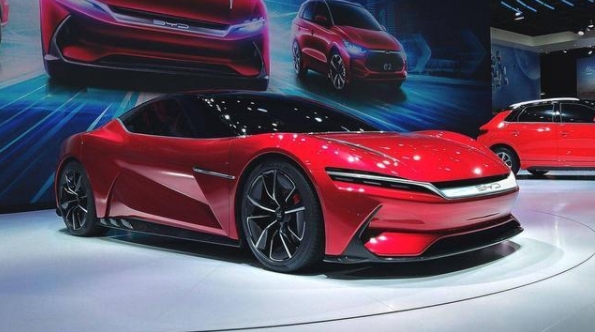 2020全球車市銷量下滑五分之一，電動汽車逆勢暴增43%