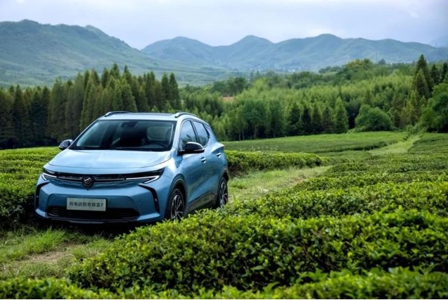 新能源車用戶畫像大揭曉！怎么跟想象中的不一樣？
