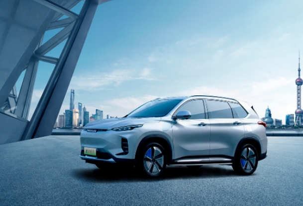威馬W6PK上汽大通EUNIQ6，新能源車選哪款？