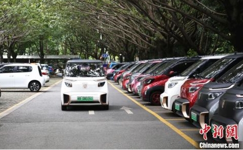 中國新能源汽車消費迎來“她時代”