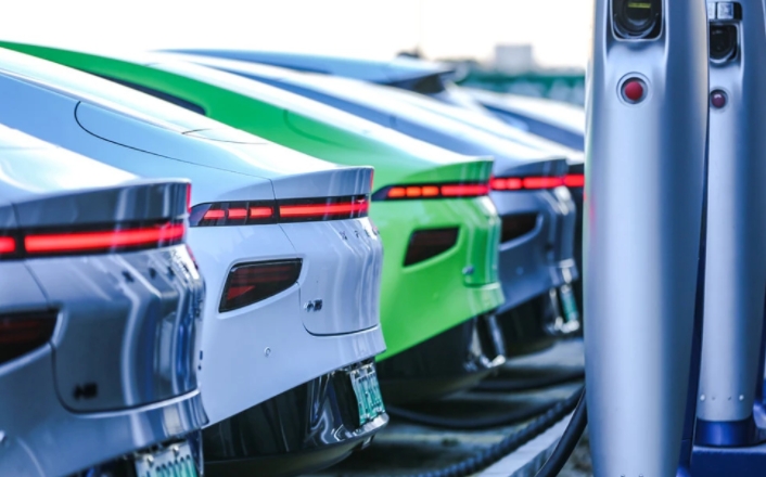 新能源電動汽車為啥要推出換電模式，換電有什么優(yōu)勢