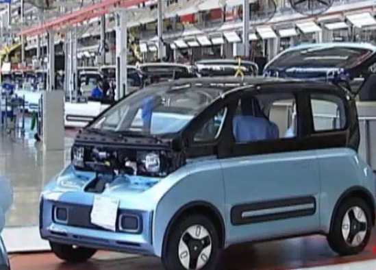 2020-2021年中國新能源汽車產(chǎn)量
