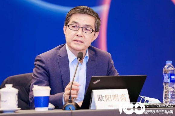 中國電動汽車百人會論壇（2022）定于明年3月25-27日舉辦