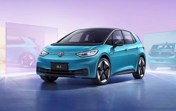大眾：造燃油車你不行！比亞迪：造電動汽車你更不行