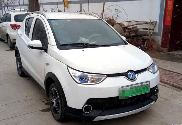 記者觀察：新能源汽車怎樣“進村入戶”？