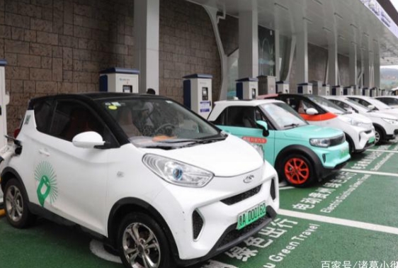這才是中國的魄力，上海新能源汽車飆升至96%，燃油車不能用了？