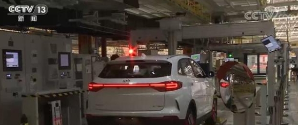 我國新能源汽車一枝獨秀增速達10.9%銷量連續6年位居全球第一