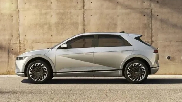 現代全新電動車IONIQ5亮相，能不能翻身就靠它了！
