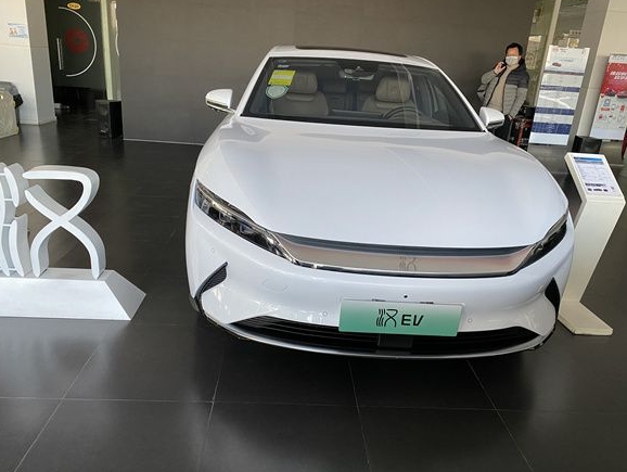 比亞迪唐7座落地價,比亞迪純電動汽車秦
