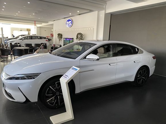 比亞迪秦電動汽車報價比亞迪秦電動車價格