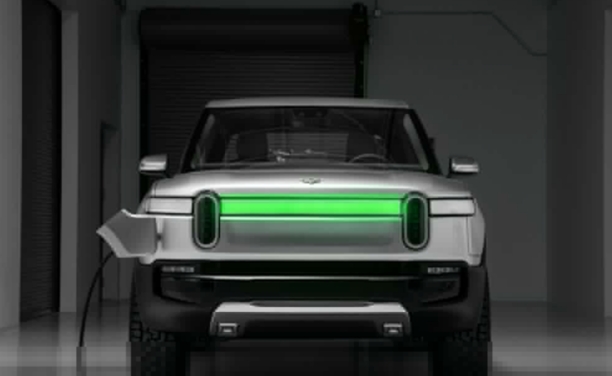 搶走特斯拉高管，電動汽車公司Rivian推出專屬充電網絡