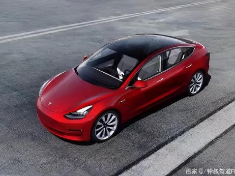 新能源車這個月賣瘋了，傳統車企轉型太慢了