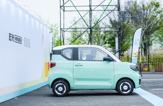 宏光MINIEV電動車銷量火爆，新能源車圈里屬它香