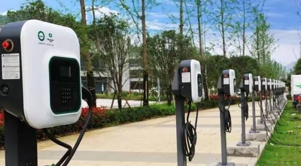 智能充電網讓新能源汽車“加速跑”