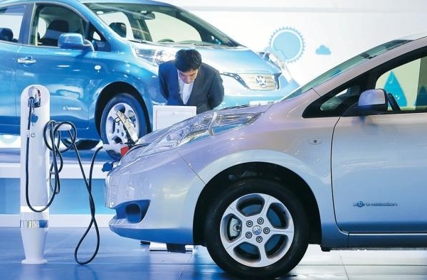 中國新能源汽車銷售占比突破10%韓媒：意義重大