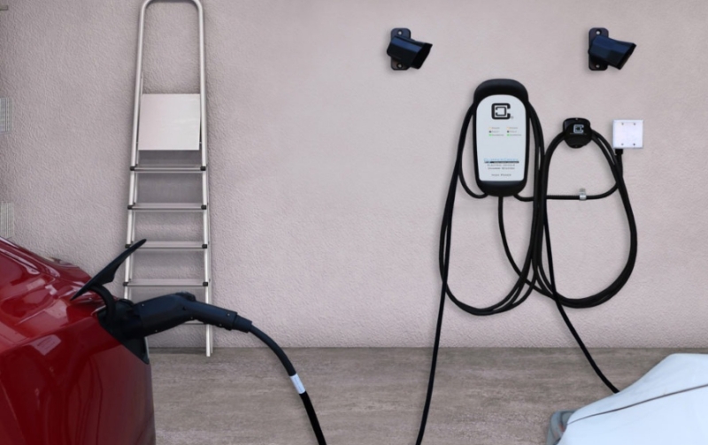 研究表明，電動汽車駕駛員對壁式充電器比對移動電源更滿意