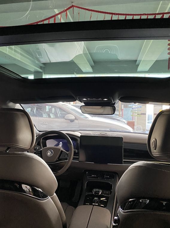 新能源續航600公里以上的車新能源汽車鋰