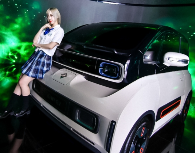 2021新款小型新能源汽車，KIWIEV打破禁錮，成功出圈