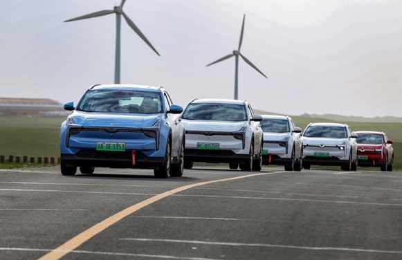 誰說電動汽車不能出遠門？哪吒汽車縱橫中國萬里行！