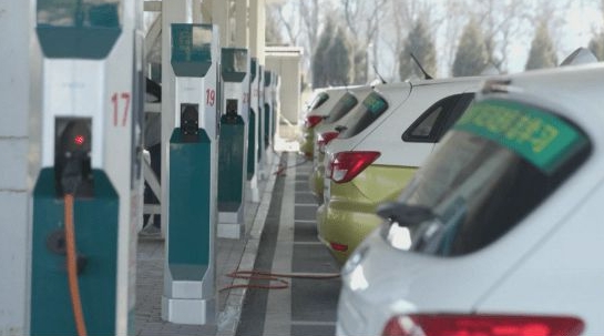 一次充電能開700公里的純電動車是什么樣？