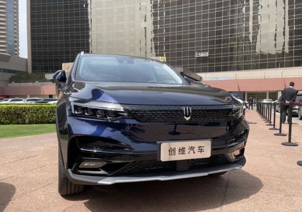 德國電動汽車品牌Elaris推出新車型創維汽車ET5將投放海外市場
