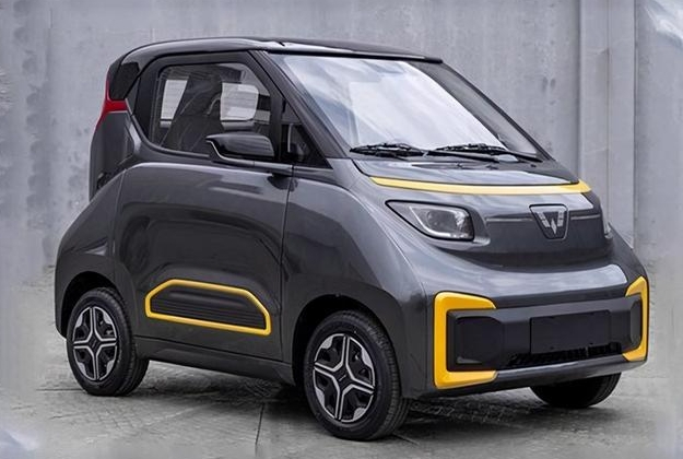 來了，兩座的五菱NanoEV要來了，五菱對新能源車市場是志在必得？