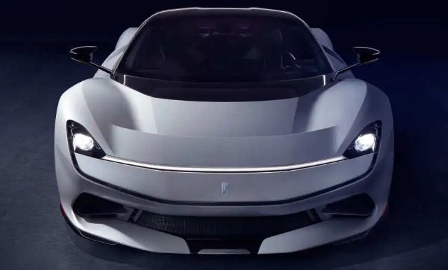 2021年世界上最快的電動汽車百公里加速僅1.9秒