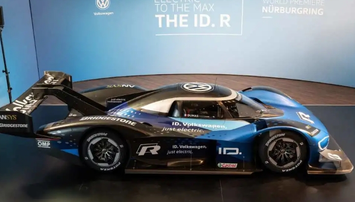 2021年世界上最快的電動汽車百公里加速僅1.9秒