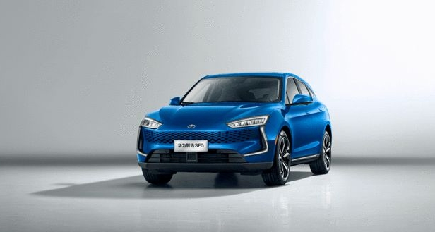 年輕人買新能源車怎么選？賽力斯華為智選SF5了解一下