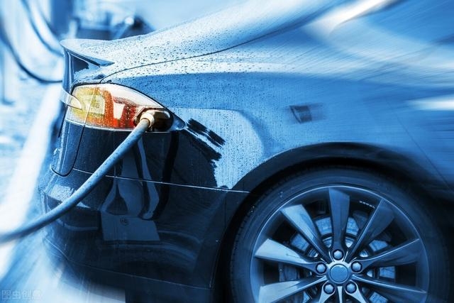 電動汽車，你還會選擇日系嗎？