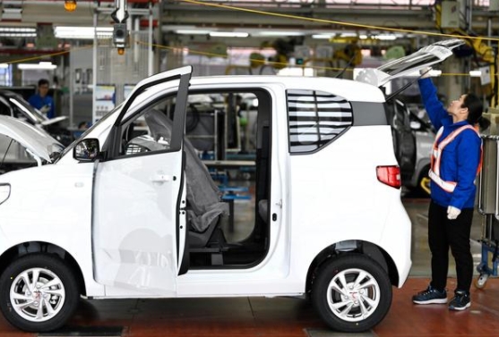 銷量連續六年全球第一風口上的新能源汽車將“駛”向何方？