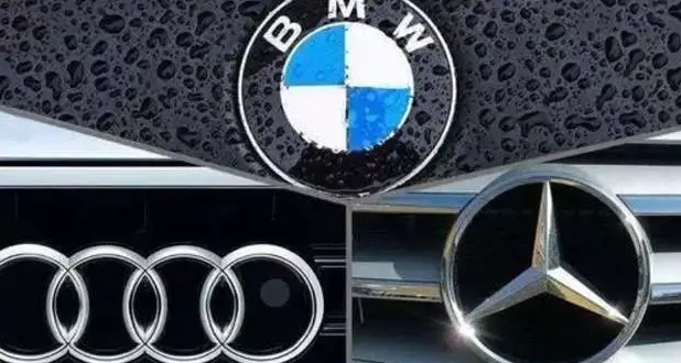年輕人正在告別BBA，純電動汽車為什么會逐漸成為年輕人購車首選？