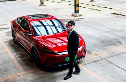 比亞迪8月新能源車銷量暴漲產(chǎn)業(yè)鏈公司有望受提振