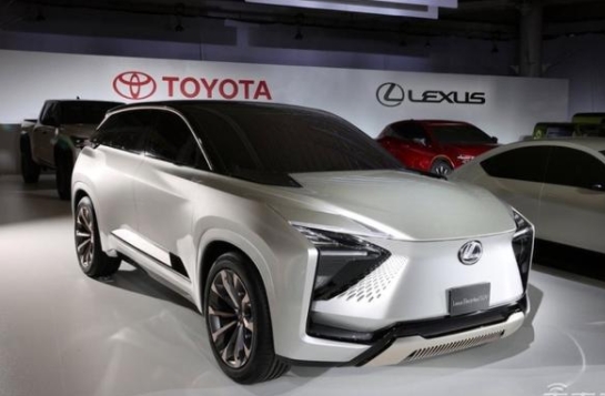 豐田全力擁抱電動車!揭秘雷克薩斯轉型純電品牌背后
