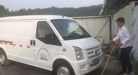 最靠譜的純電動汽車雨季使用指南