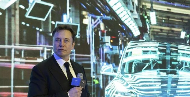 英媒：比亞迪與特斯拉展開電動汽車全球競爭