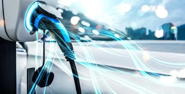 新能源汽車火爆鋰電企業(yè)前三季度業(yè)績(jī)普遍預(yù)增