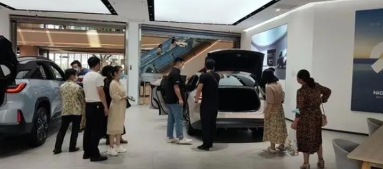新能源汽車“引爆”國慶假期重慶車市“綠意”盎然