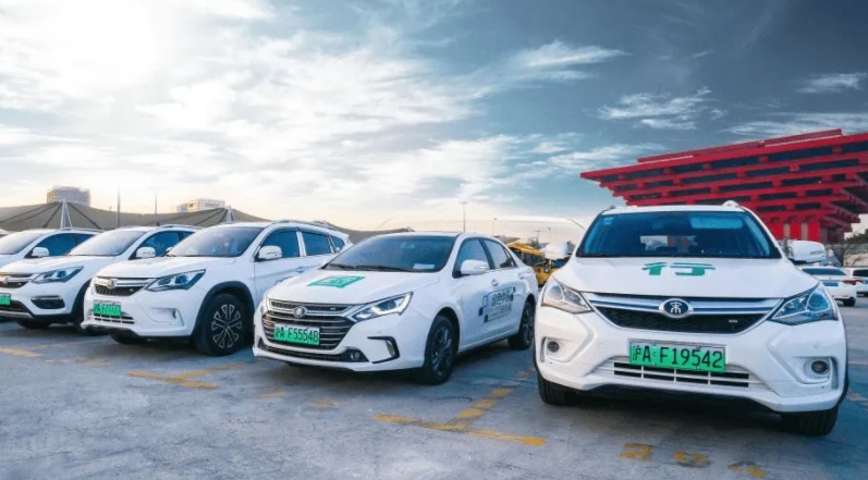 前10月新能源汽車產(chǎn)銷均超500萬輛出口延續(xù)高增長態(tài)勢