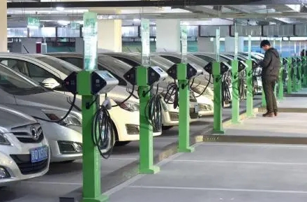 畢節高鐵樞紐電動汽車快充站投入運營